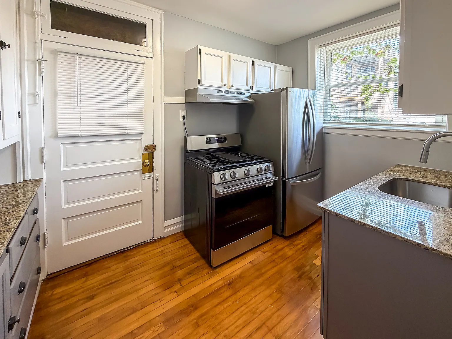 1 bed, 525 sqft, $1,565 — Photo 1