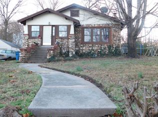 104 Park Hill Dr, Joplin, MO 64804