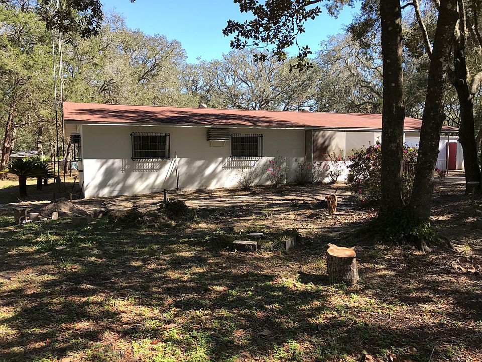 1st image of 901 NW 118th Ter