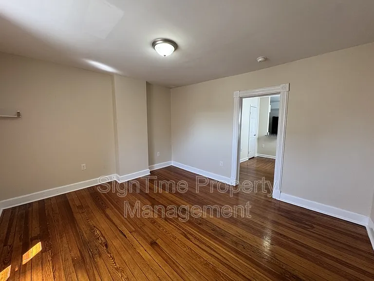 28-30 E Franklin St #28-3 — Photo 11