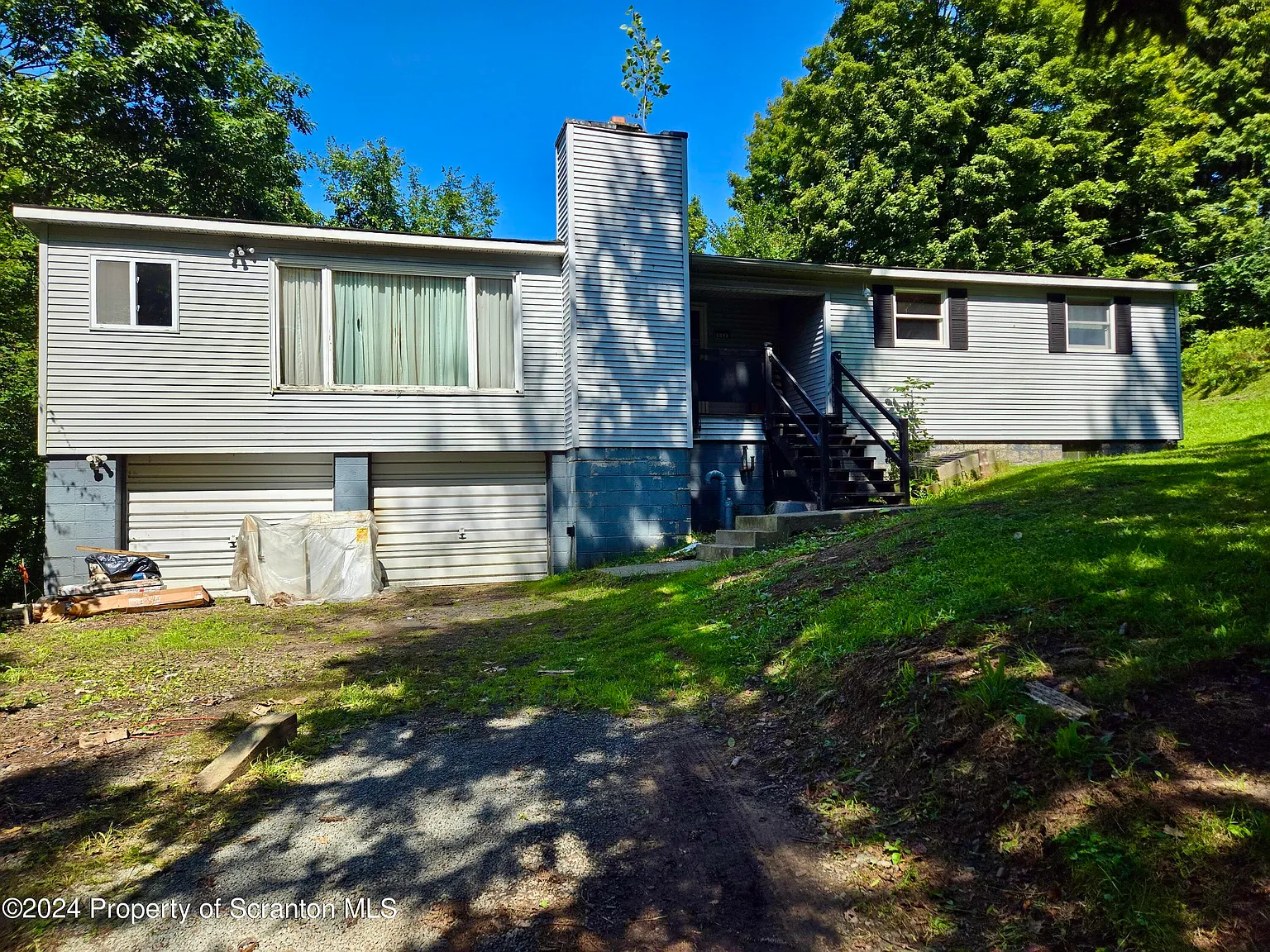 217 Fuller Rd photo 1