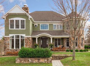 2223 Portico Grn, Wayzata, MN 55391