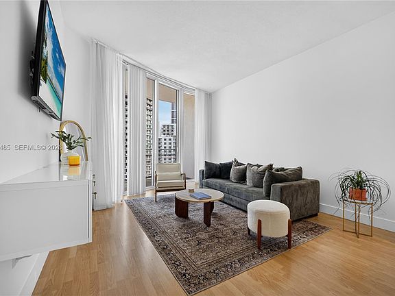 3rd image of 350 NE 24th St APT 1405