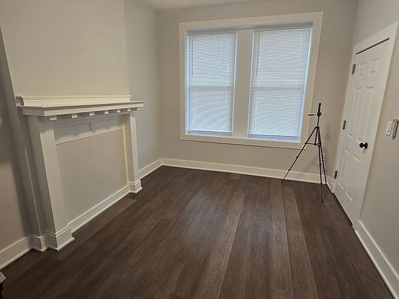 3rd image of 4642 N 13th St Floor 1