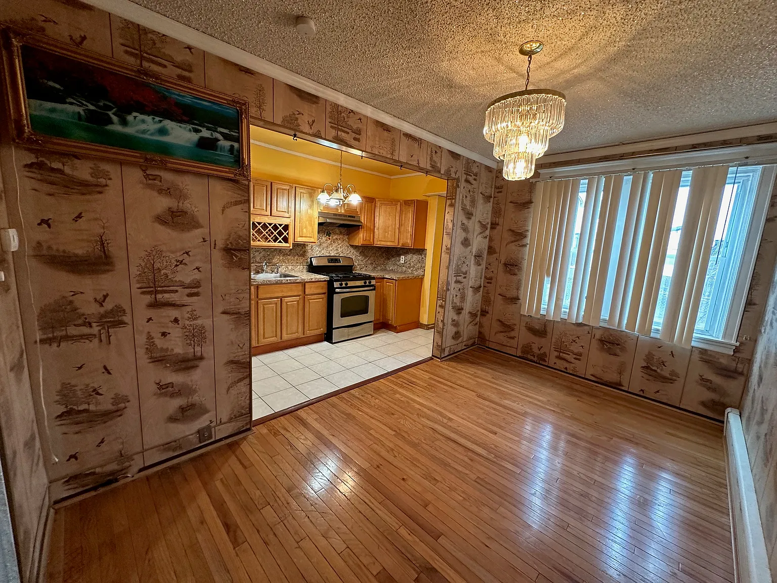 2 bed, $1,300 — Photo 3