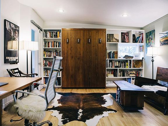 Detached studio/office, view of flatirons