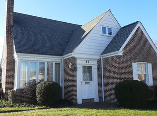 27 W North Ln, Conshohocken, PA 19428