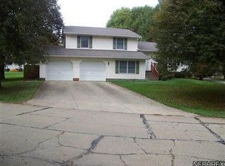 1135 Longbranch Dr NE, Canton, OH 44714
