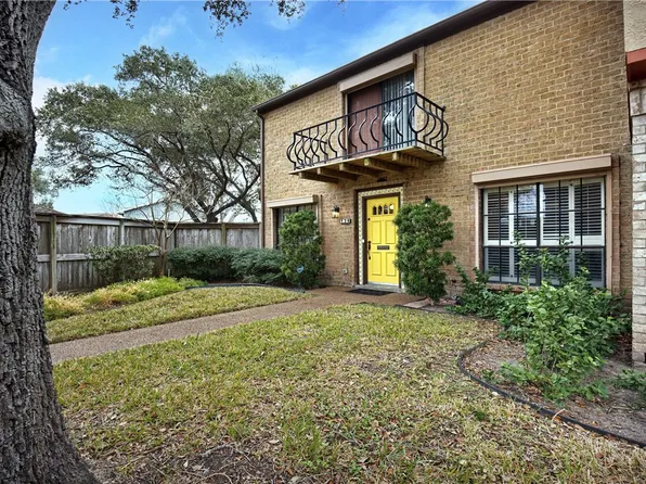 136 Lake Shore Dr #136, Corpus Christi, TX 78413