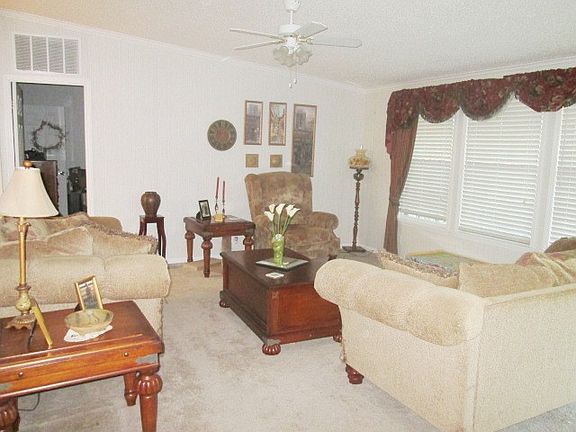 3rd image of 12055 Emma Ln