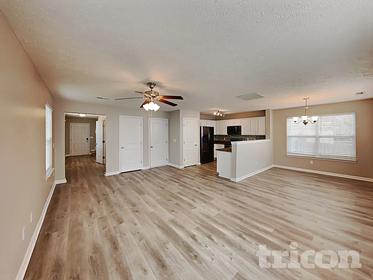 Building Photo - 705 Griggs Pl
