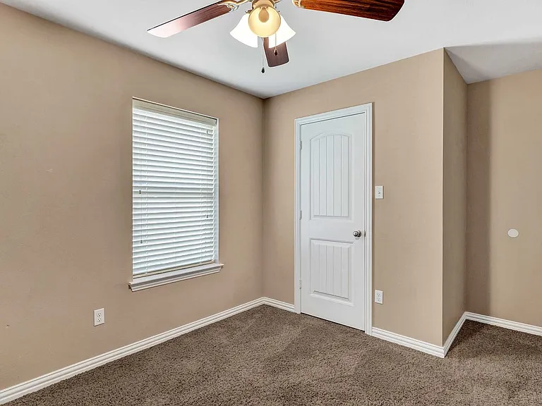 Kara Lynn Place Luxury Homes- ASK ABOUT OUR SPRING MOVE-IN SPECIAL TODAY! — Photo 20