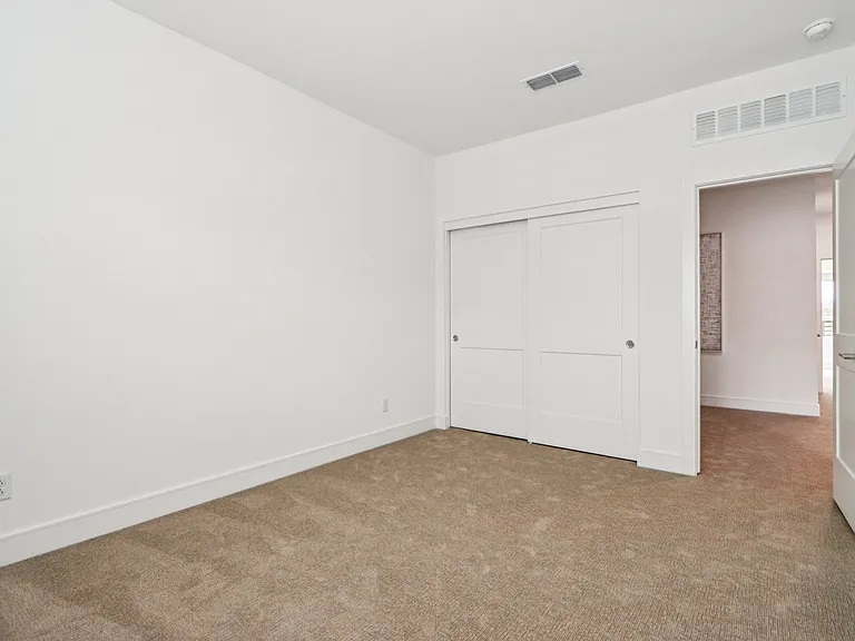 Elevate at Red Mountain Townhomes — Photo 28