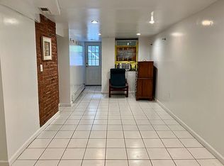 204 Kent St APT 1B, Brooklyn, NY 11222