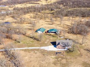 17959 Luedecke Rd, Gentry, AR 72734