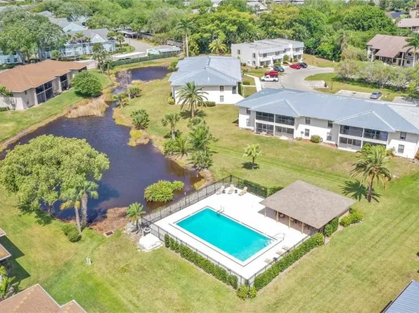 151 Cypress WAY E #C103, NAPLES, FL 34110