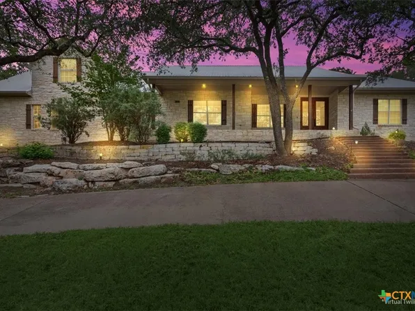 2105 Red Rock Dr, Belton, TX 76513