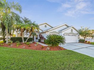 1617 Broken Branch Dr, Zephyrhills, FL 33543