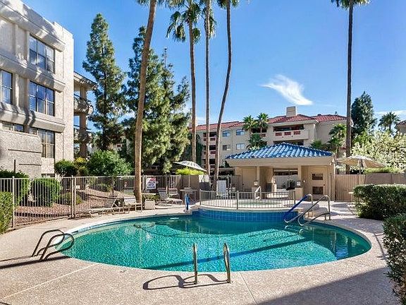 5th image of 5124 N 31st Pl Unit 517