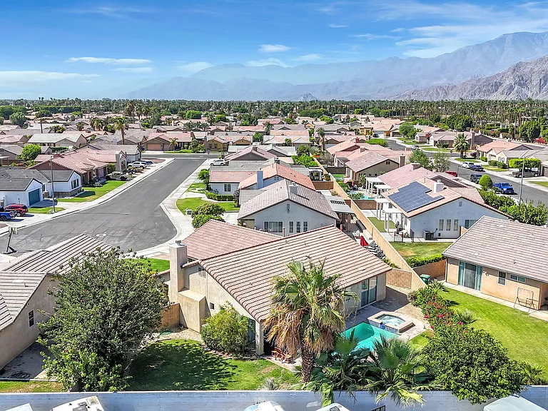 47383 Bahama Ct — Photo 48