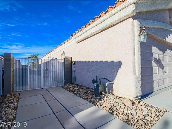 4th image of 5305 Blue Cove Ct