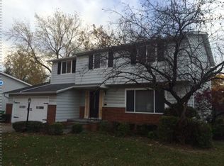 5472 Comstock Rd, Bedford Heights, OH 44146