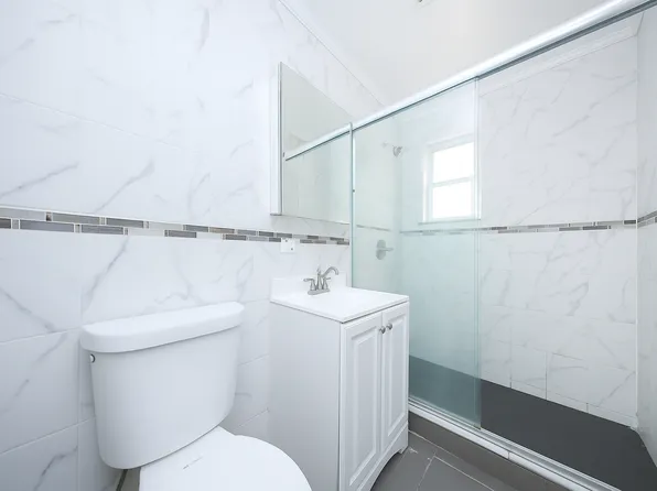 2166 West 9th Street image 10 of 27