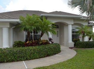 1175 Rotonda Cir, Rotonda West, FL 33947