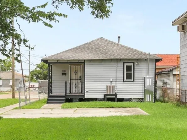 8917 Apricot St, New Orleans, LA 70118