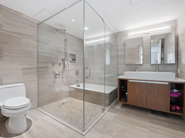 337 East 62nd Street image 4 of 7