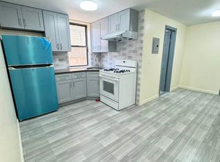 350 96th St Floor 1, Brooklyn, NY 11209