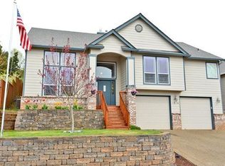 1014 SW Arrowhead Pl, Dundee, OR 97115