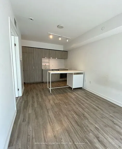 77 Shuter St #603 — Photo 3