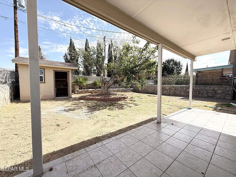 10405 Ashwood Dr #A — Photo 39