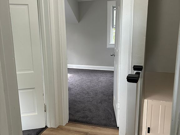 4th image of 1376 F St #1376