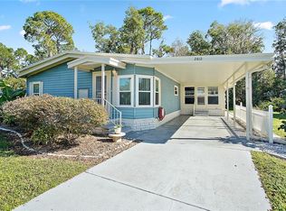 2812 Manatee Rd, Tavares, FL 32778