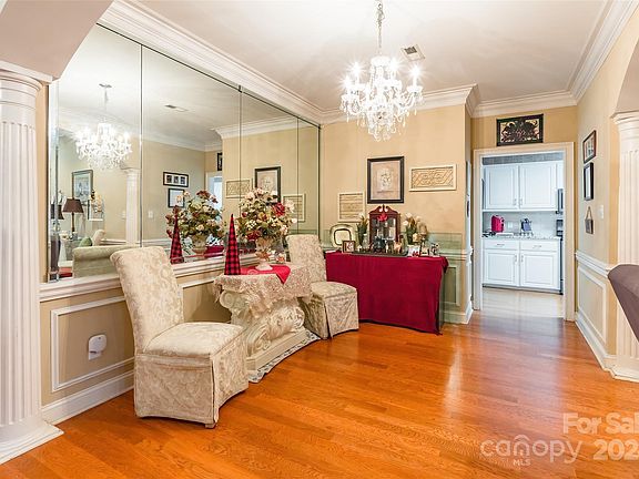 5th image of 2238 Veery Ln