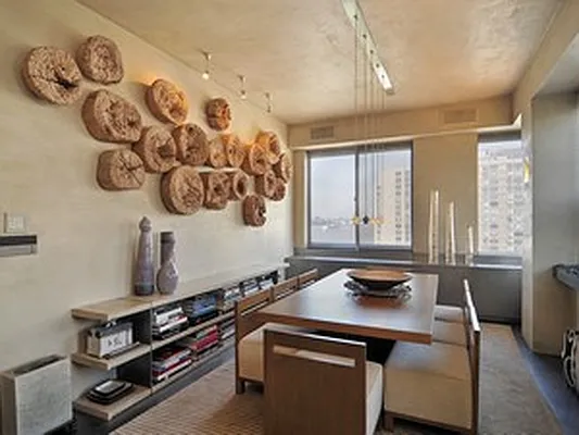 Sold by Corcoran | media 23
