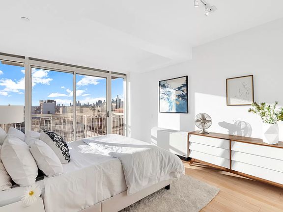 4th image of 343 4th Ave APT 10B