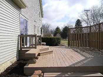 3rd image of 7825 Forest Brook Ct