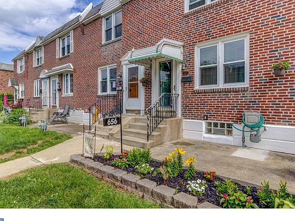 2nd image of 656 Magnolia Ave