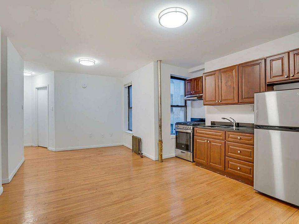 1st image of 24 E 97th St APT 23