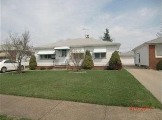 15705 Evening Star Ave, Maple Heights, OH 44137