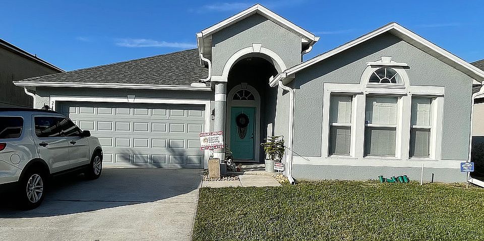 1st image of 213 Fairfield Dr