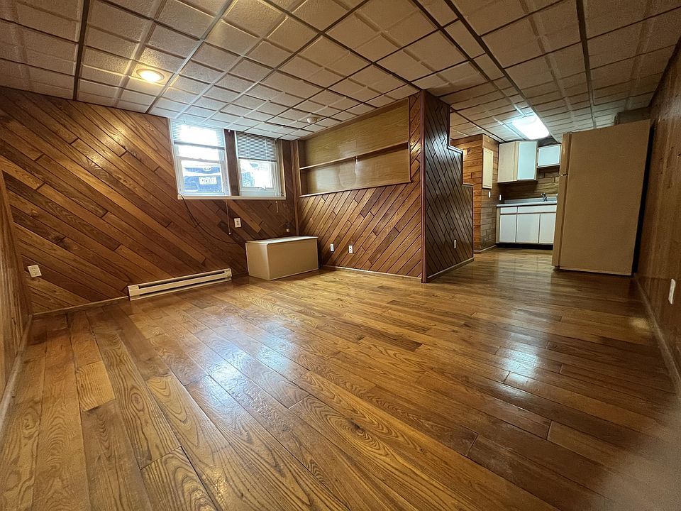 1st image of 610 Cooper Pl #11079108