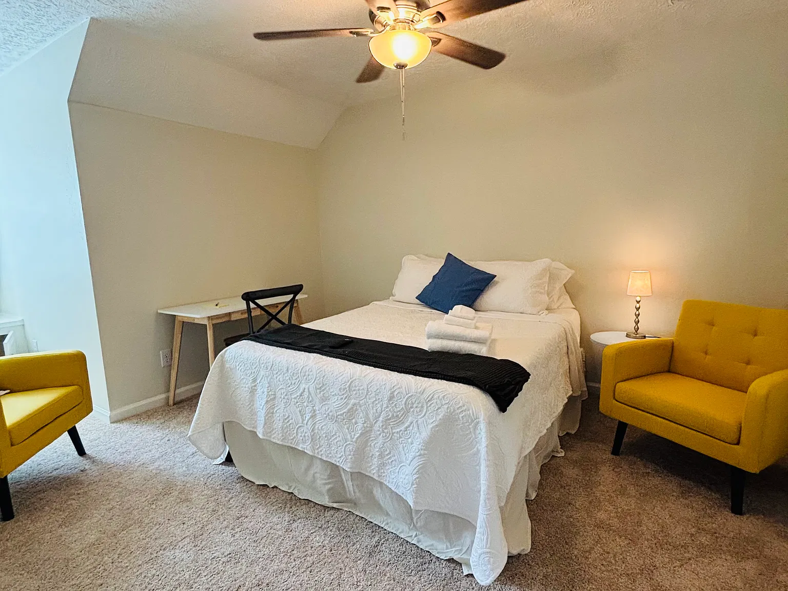 3 bed, 1800 sqft, $4,200 — Photo 2