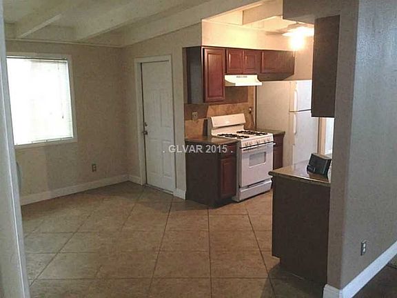3rd image of 369 Upland Blvd