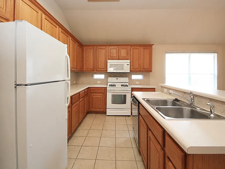 2807 Brubeck Bnd — Photo 7