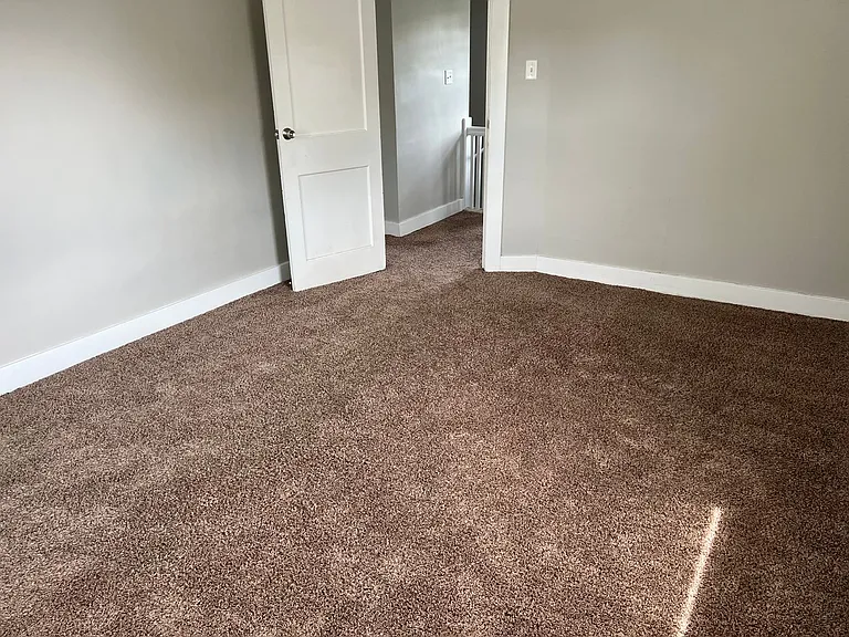 53 E Bruce Ave — Photo 6