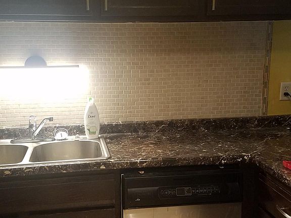 3rd image of 518 Camelot Dr #518